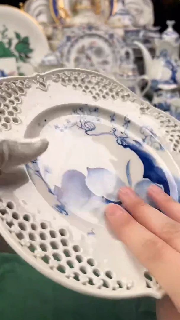 瓷片梅森水墨兰花镂空盘