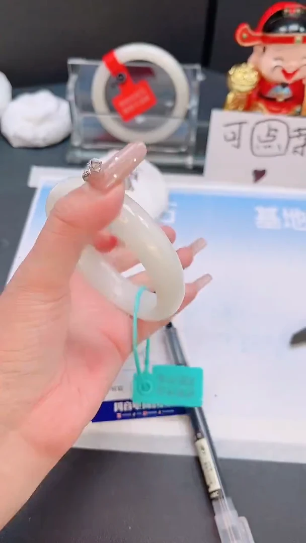 未镶嵌手镯和田玉26T81-60