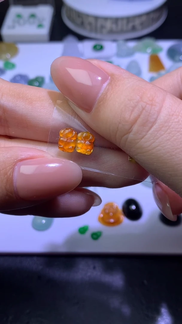 未镶嵌定制翡翠毛货
