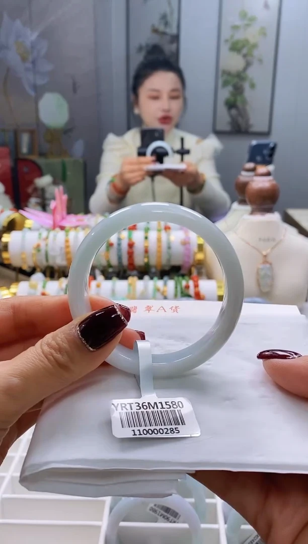 未镶嵌手镯翡翠20号55.3/12.3*7.1