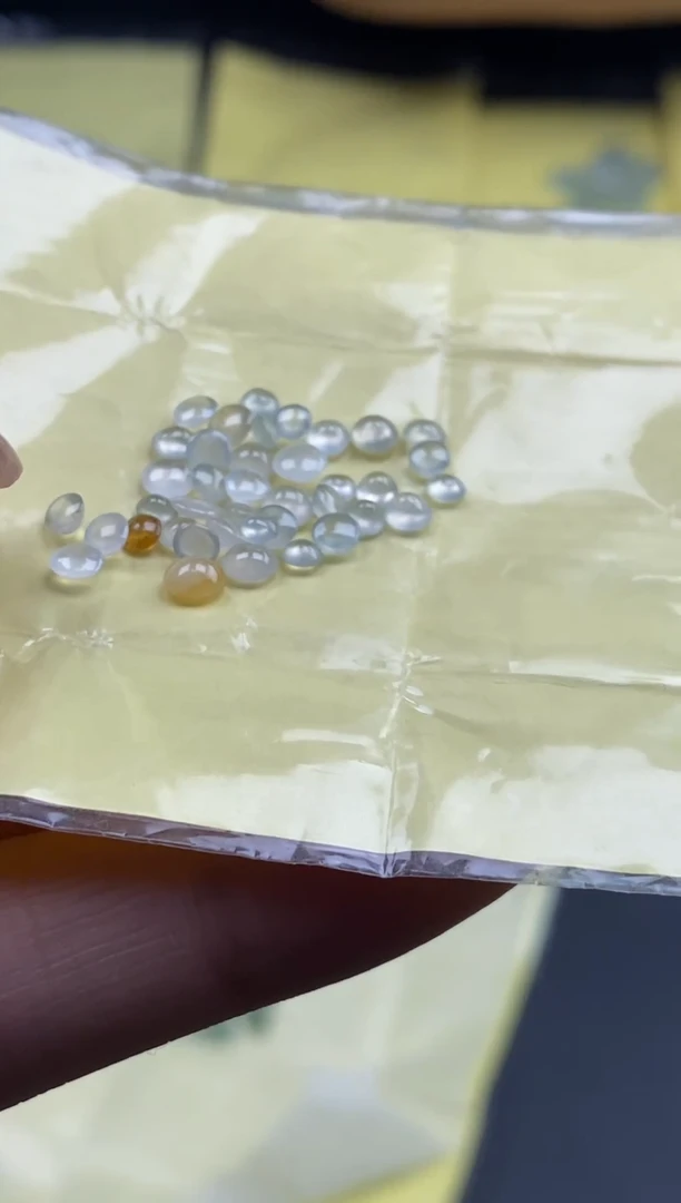 翡翠散珠天然翡翠裸石蛋面57