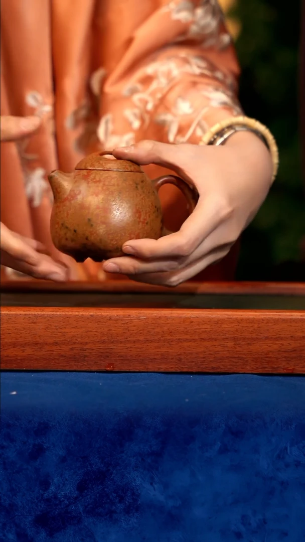 紫砂 宜兴紫砂 CJY 墨金烧1   牛盖