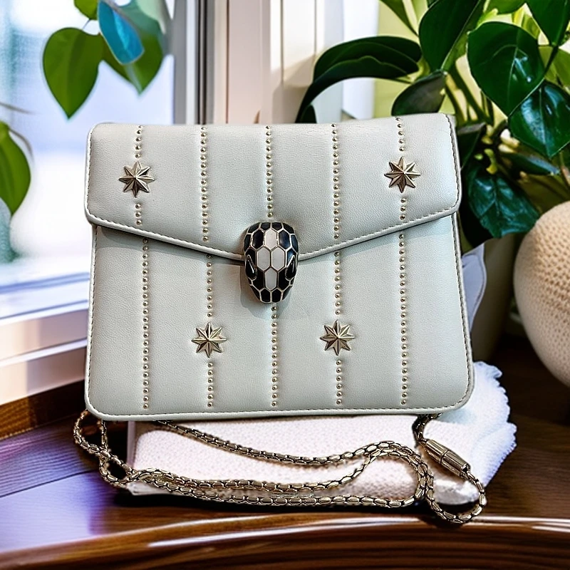 95新 BVLGARI/宝格丽 白色星星蛇头链条包1117 7934