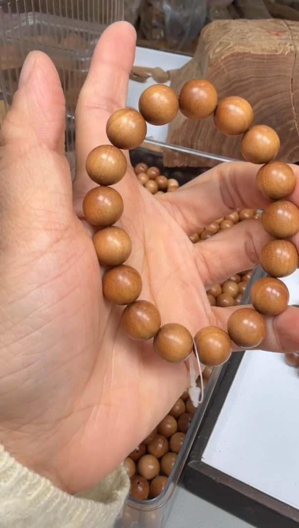 檀香木其他四剖料1.2沉水单圈