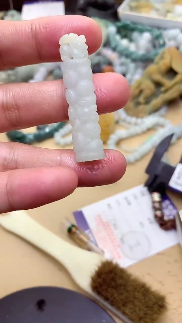 定制翡翠未镶嵌翡翠1