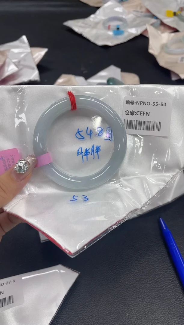 未镶嵌手镯翡翠翡翠手镯