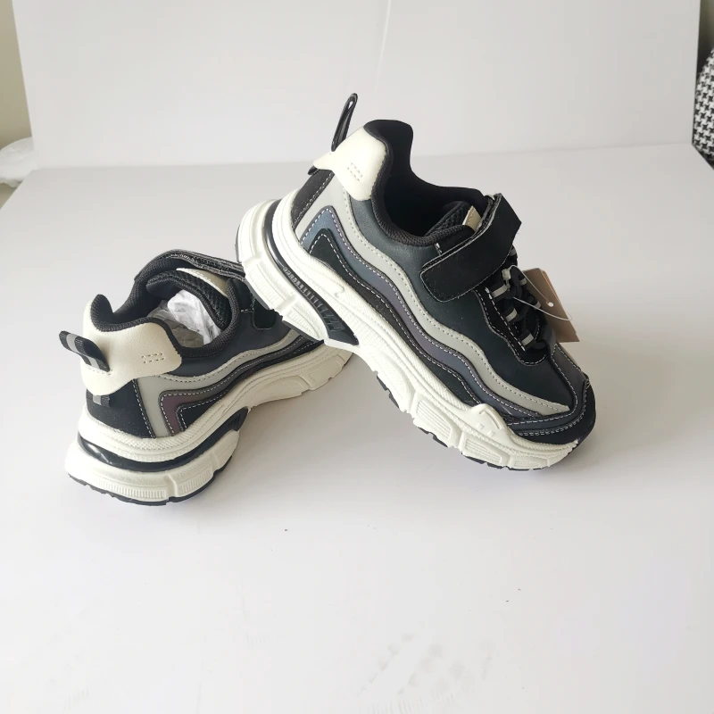 迪莎童鞋秋冬季新款女童皮面运动鞋轻便软底男童老爹鞋黑白熊猫鞋