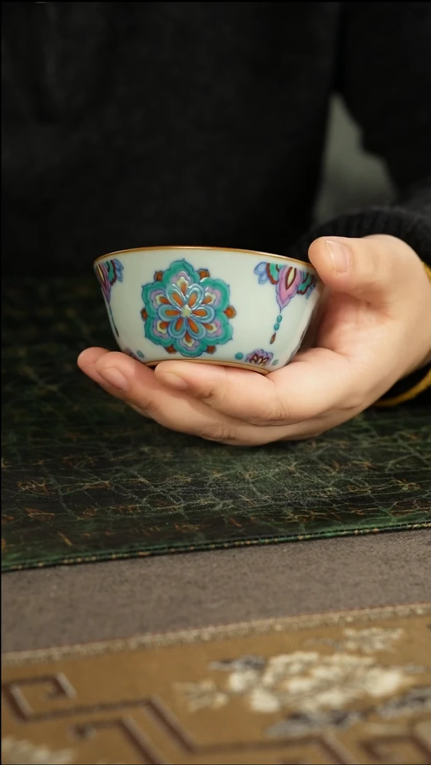 善窑厂汝窑斗彩鸡缸杯