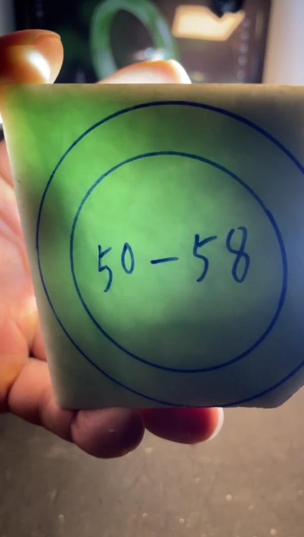 未镶嵌翡翠定制翡翠钟**8翡翠