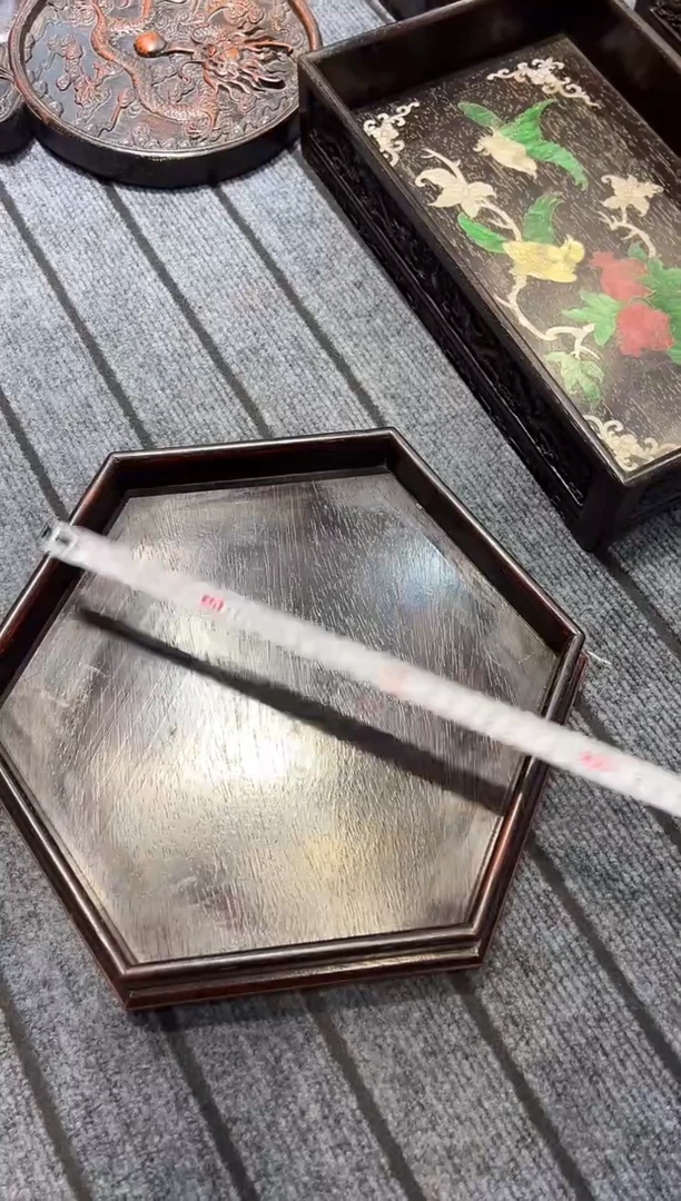 木紫檀雕刻一物一拍