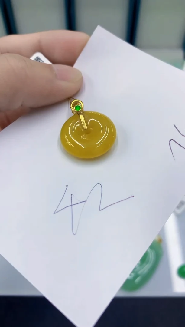 颈饰未镶嵌翡翠翡翠