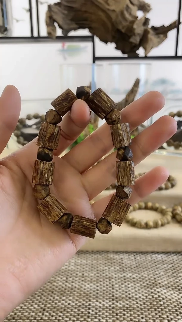 【闪购商品】沉香手串越南芽庄随形老料14+MM手串