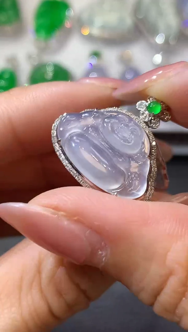 【闪购商品】翡翠吊坠(不含链)18K金镶嵌C19