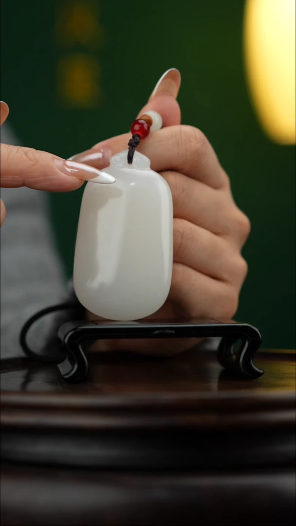 玉【无事牌】天然玉石手把件