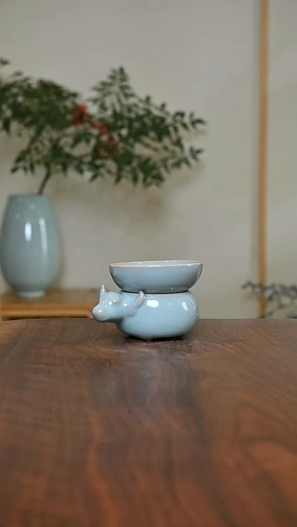 卧牛茶漏 天青 微瑕 朱家汝窑款