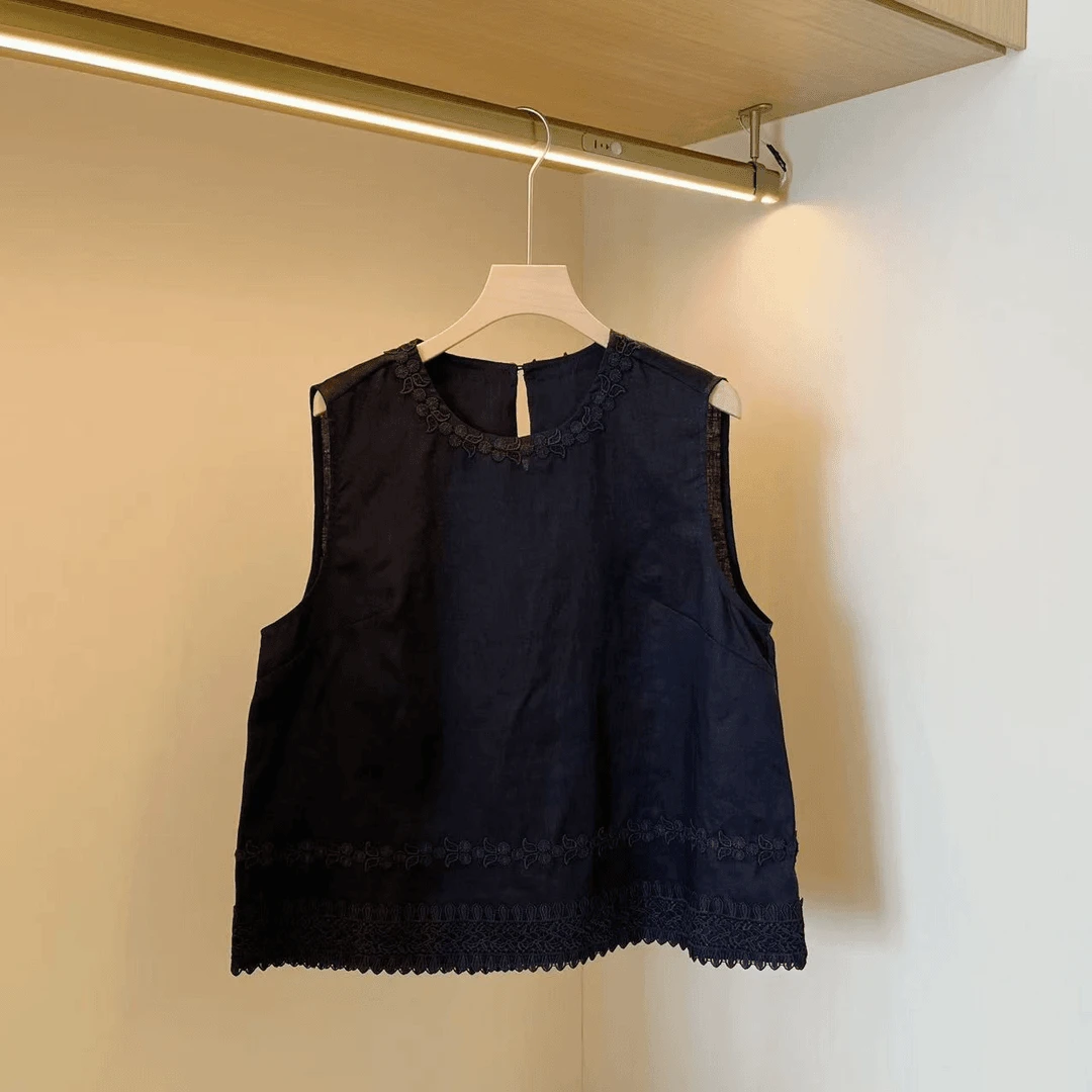 刺绣花边圆领无袖宽松百搭上衣中国风2025夏季新款时尚漂亮小衫女