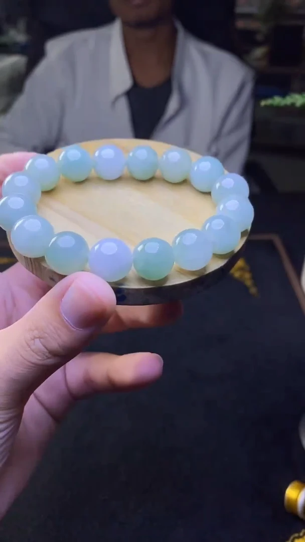 定制翡翠未镶嵌天然缅甸A货翡翠，多样性发货，拍一发一