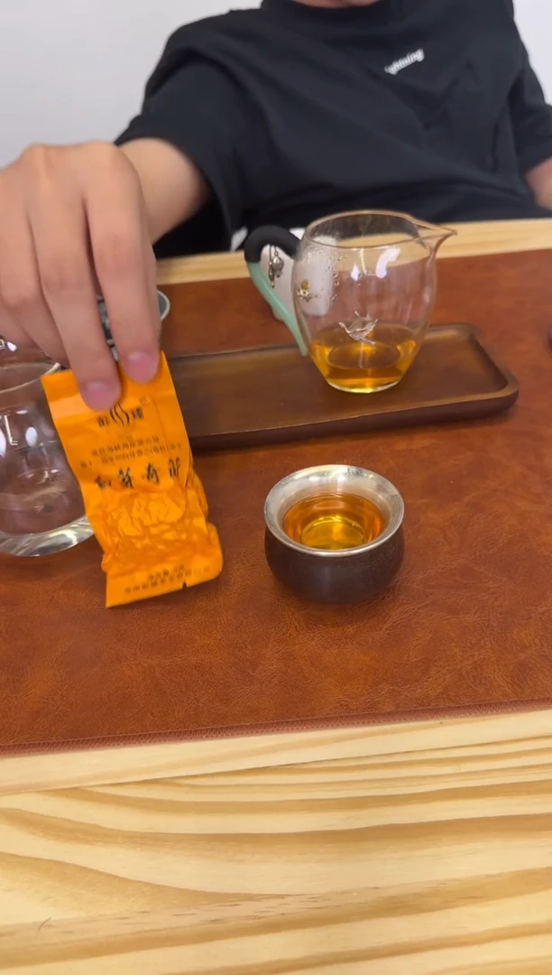 白芽奇阑