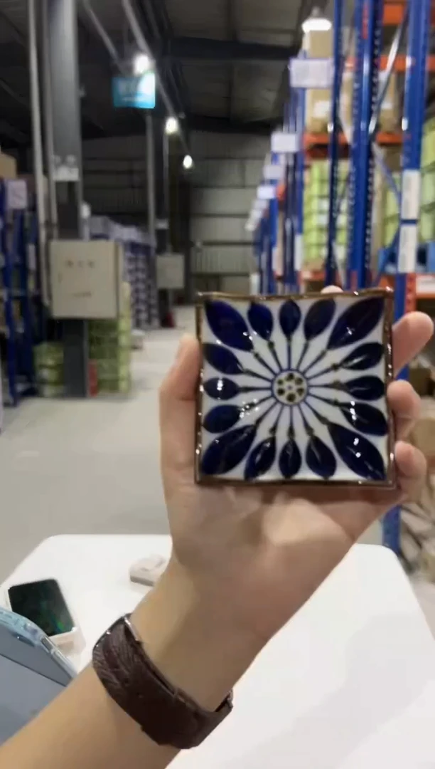 搪瓷ブルーフラワー 3寸角皿