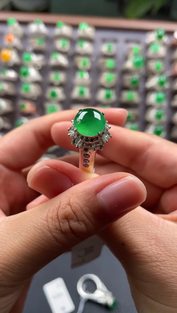 未镶嵌定制翡翠天然缅甸A货翡翠戒面 12.15