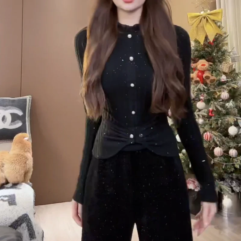 秋冬韩系新款百搭显瘦设计感拼接气花边上衣LK2501148