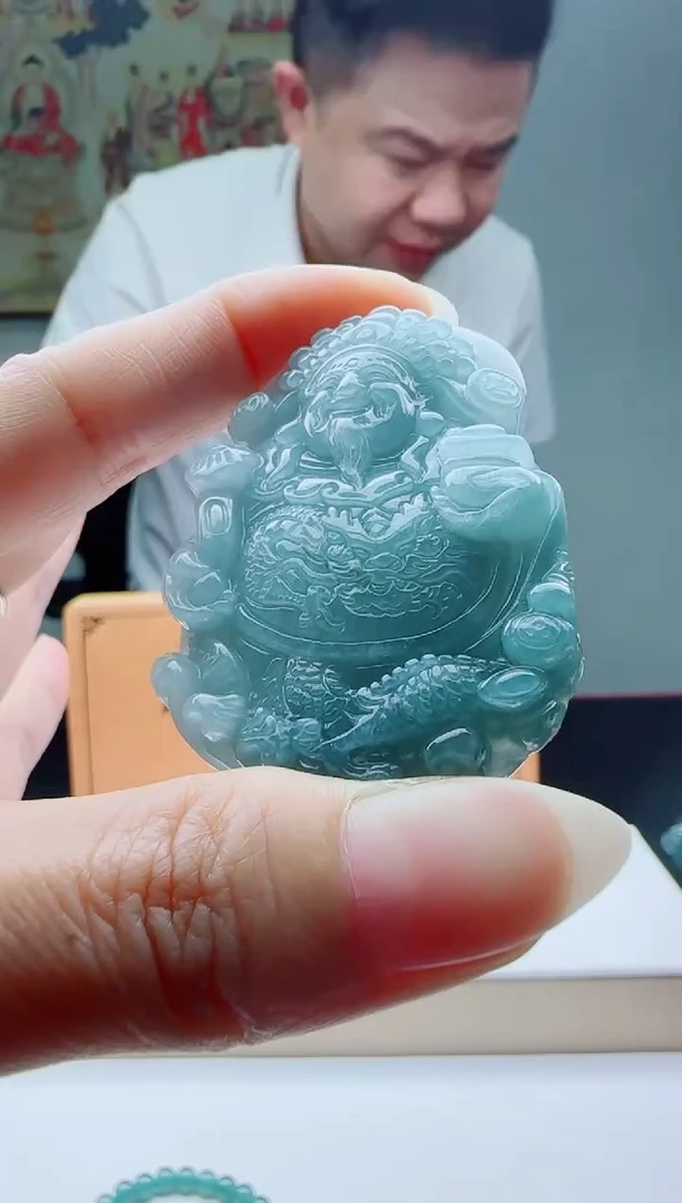 颈饰未镶嵌翡翠多样性发其一