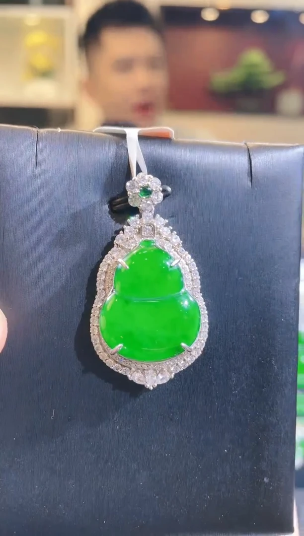 翡翠银S925镶嵌颈饰A17天然A货翡翠吊坠（不含链）