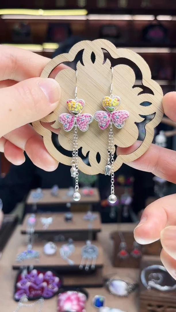 【闪购商品】织绣1741黔东南苗族刺绣