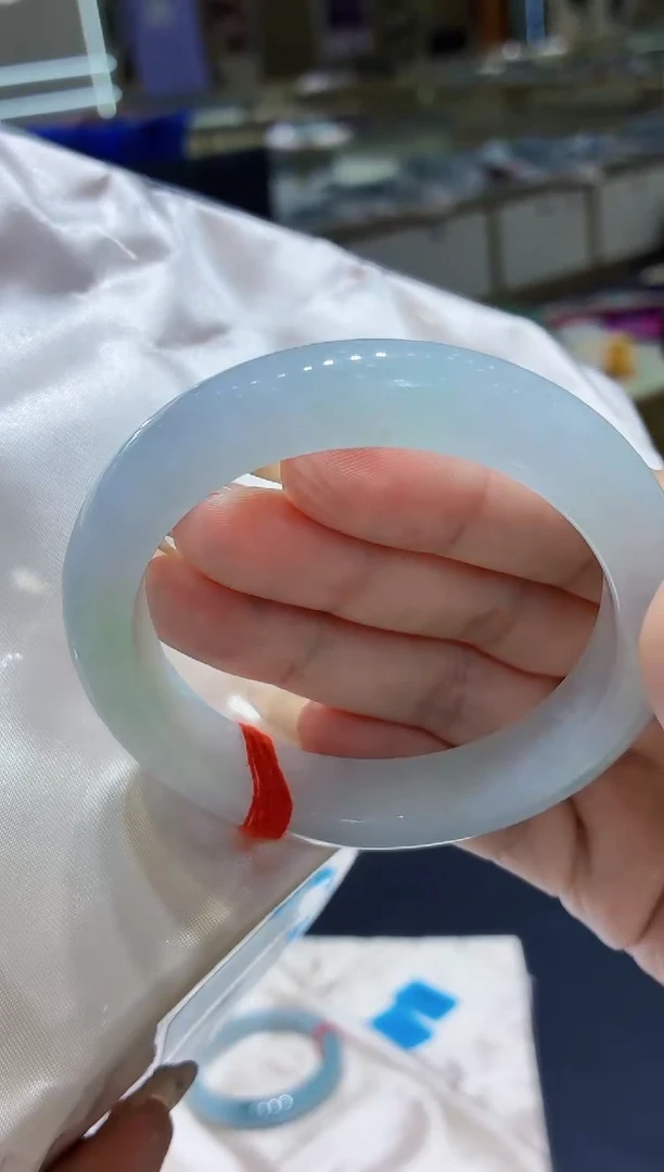 未镶嵌手镯翡翠翡翠手镯