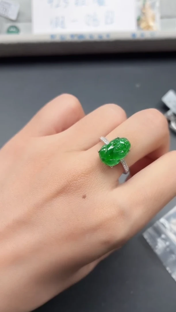 银S925镶嵌戒指翡翠11111