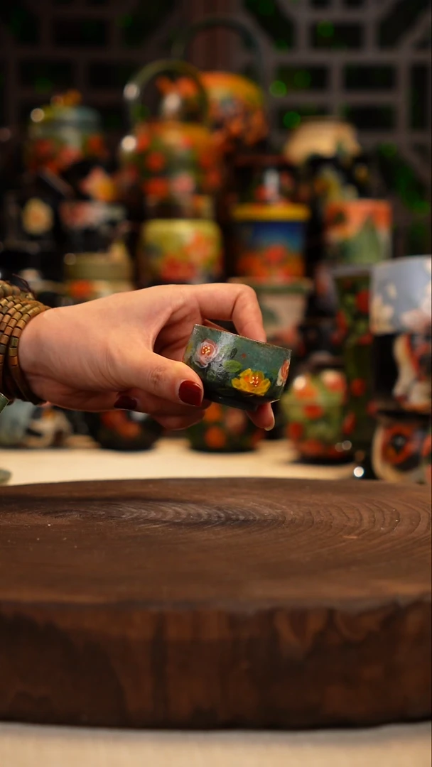 油画   手绘釉下彩