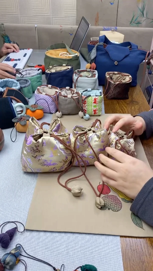 【闪购商品】浅紫色鹤鹿同春大中小一套斗金