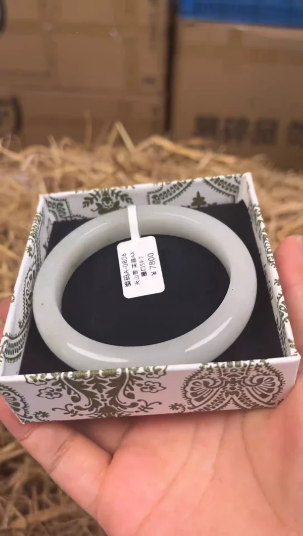 未镶嵌手镯石英质玉A-0806