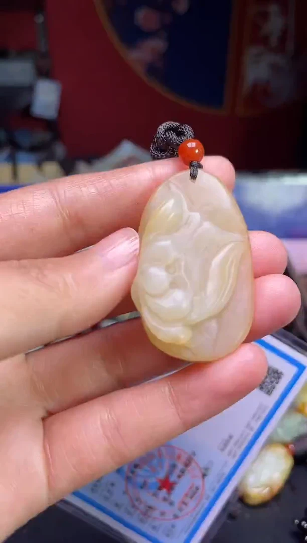 颈饰未镶嵌和田玉1