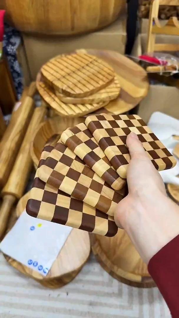 棋盘格4格装不退不换