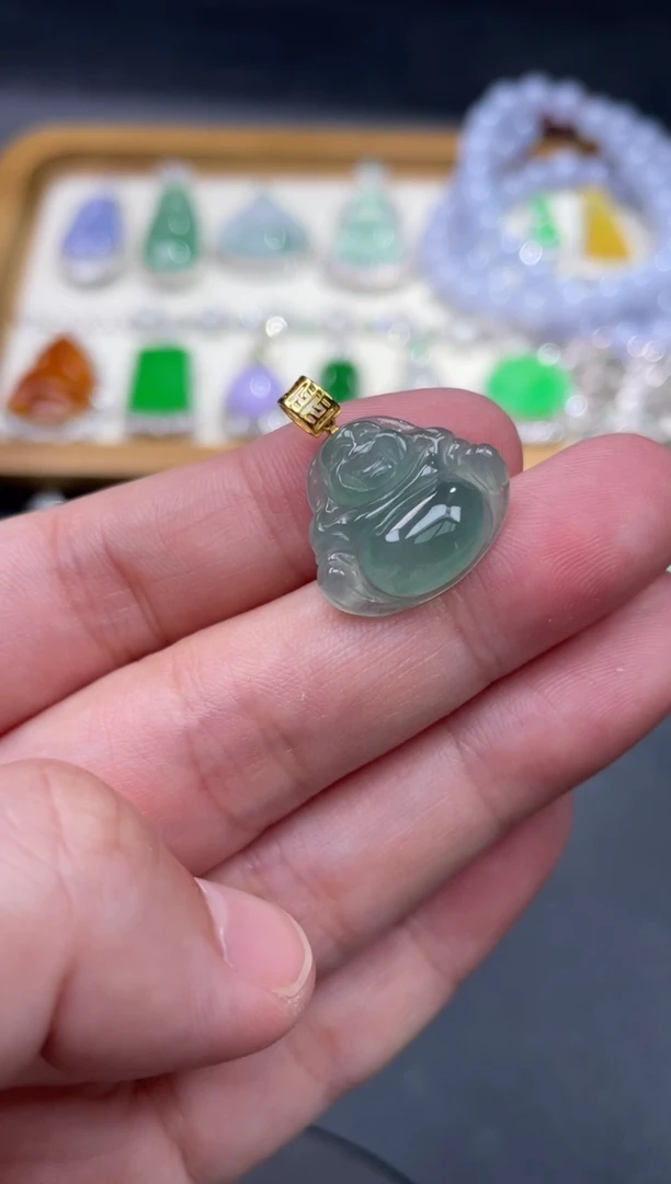 【闪购商品】翡翠颈饰18K金镶嵌71.........
