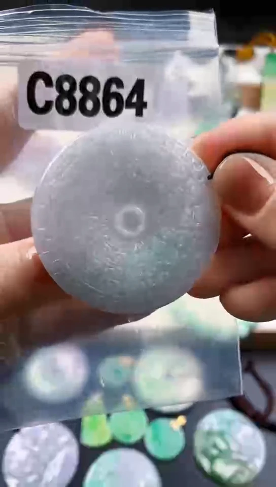 翡翠未镶嵌颈饰天然翡翠吊坠挂件