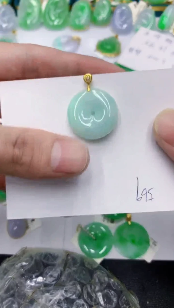 颈饰未镶嵌翡翠111111