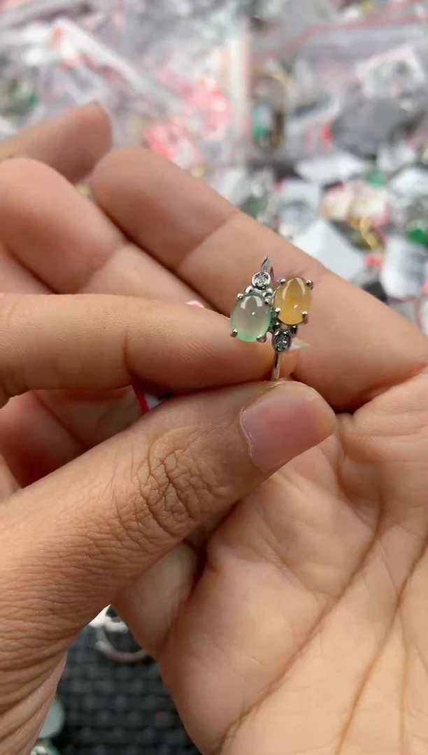 银S925镶嵌戒指翡翠333              1