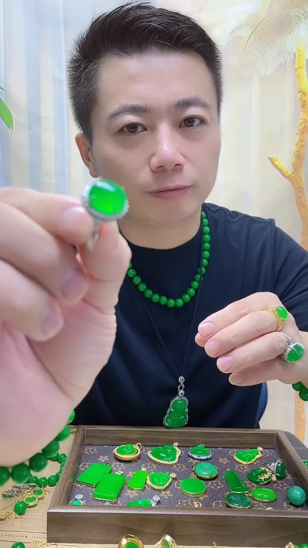 银S925镶嵌戒指翡翠翡翠戒指