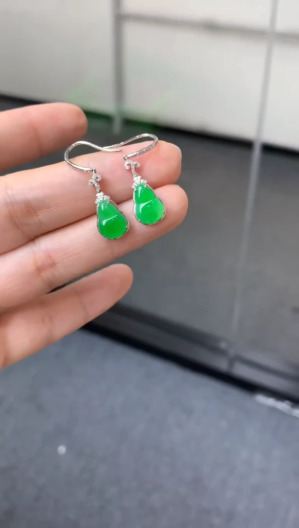 翡翠18K金镶嵌耳饰665-中国好珍宝