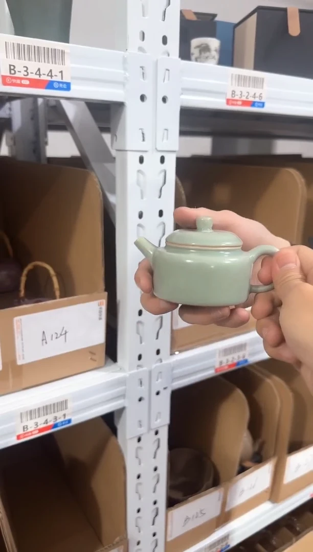 @@               B124