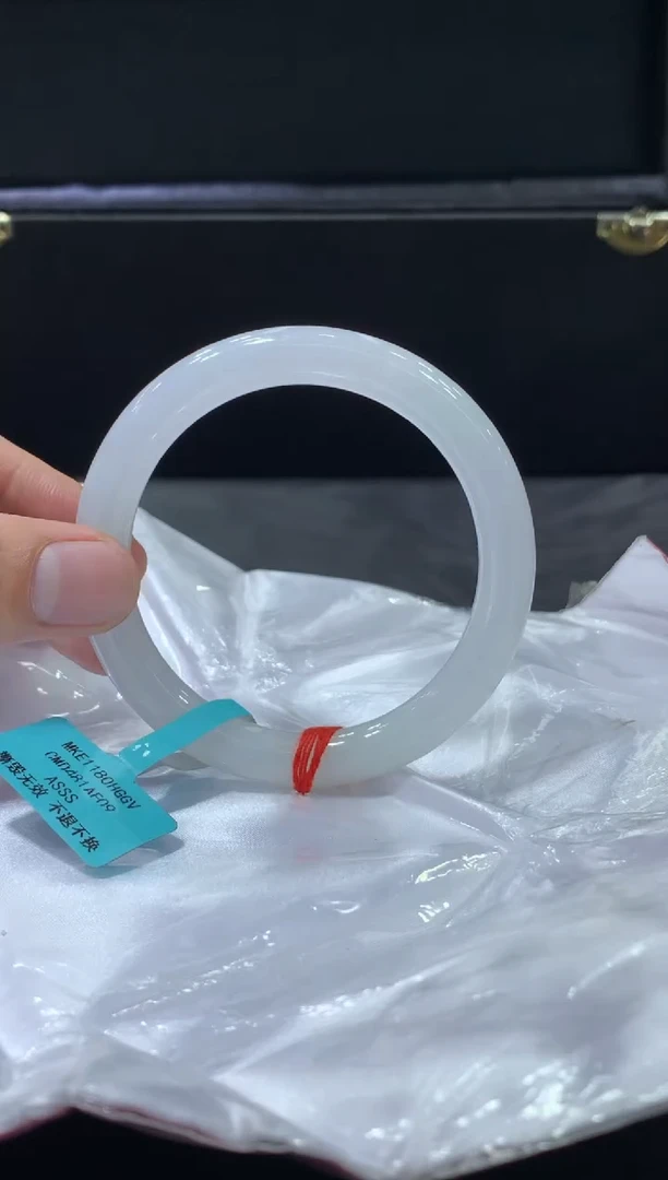 未镶嵌手镯翡翠翡翠手镯