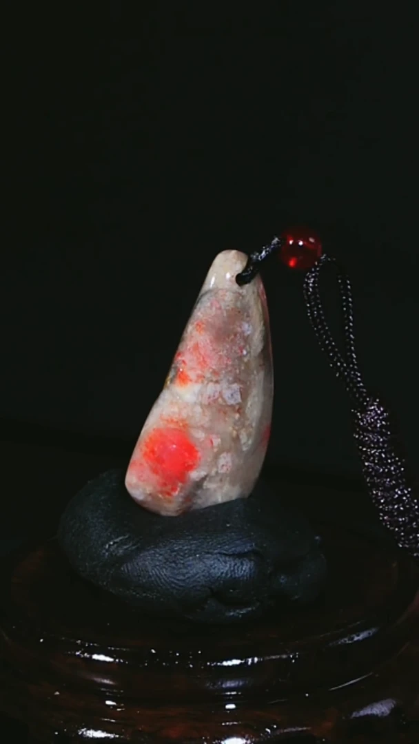 昌化石昌化鸡血石