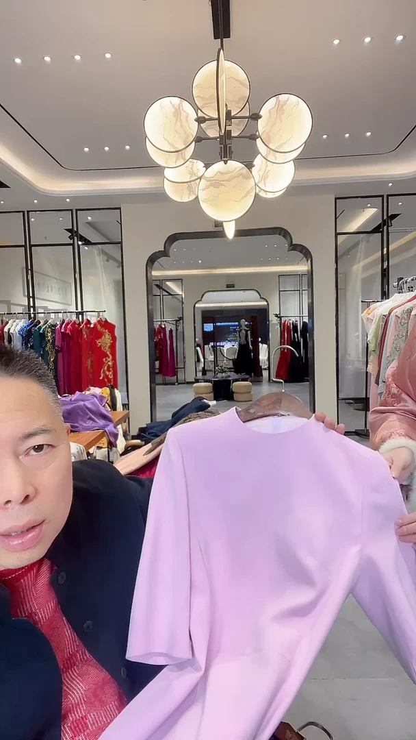 进口醋酸粉色高定款连衣裙 599 m码