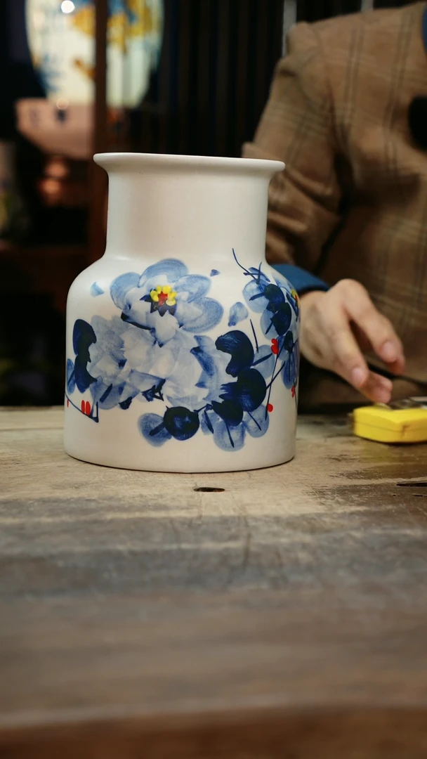 【闪购商品】瓷片景德镇纯手工釉下彩精品花瓶+