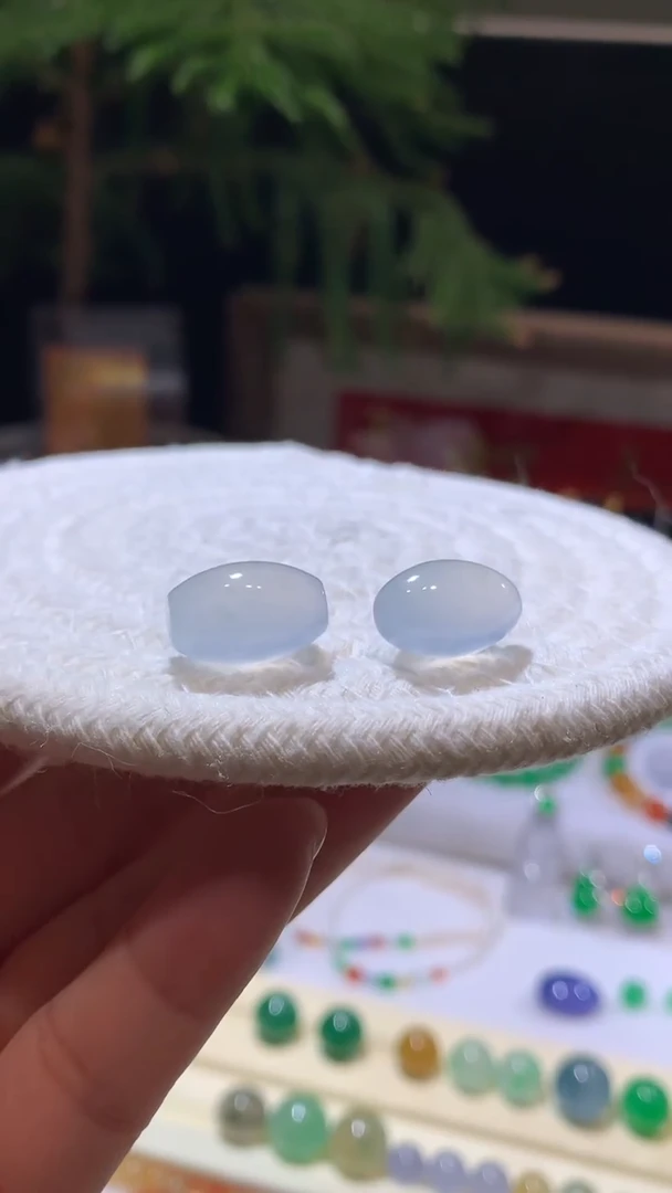 15.3*10翡翠枣珠一对12800+640