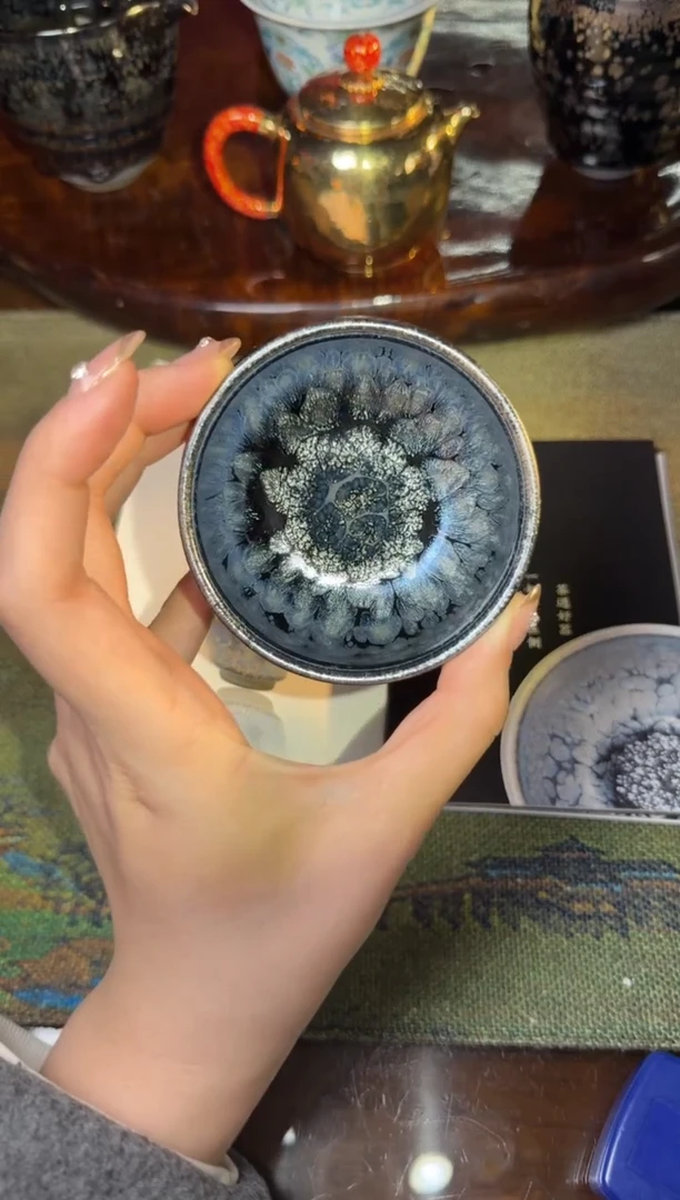 茶盏阙梅娇黑牡丹29