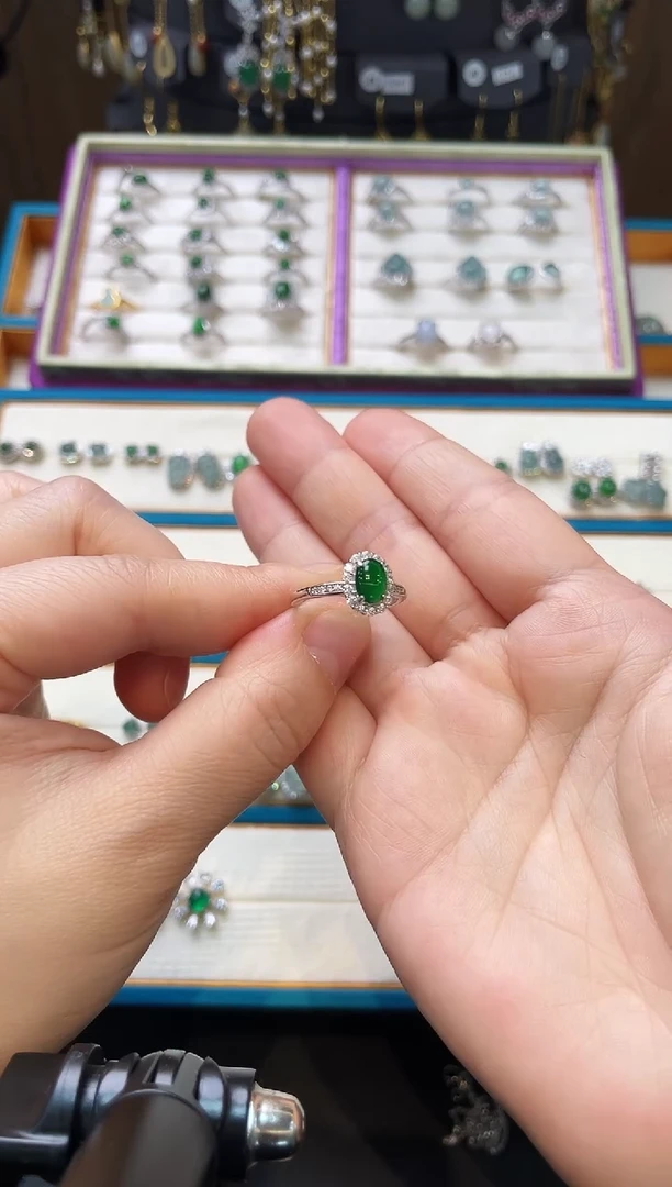 【闪购商品】翡翠耳饰银S925镶嵌戒指