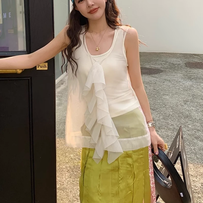 le rouge周美美 一曲柔纱轻盈杏色荷叶边透感网纱背心两件套